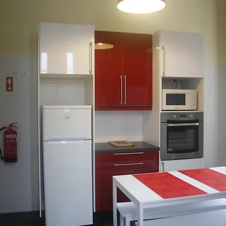 402 * Figueira da Foz