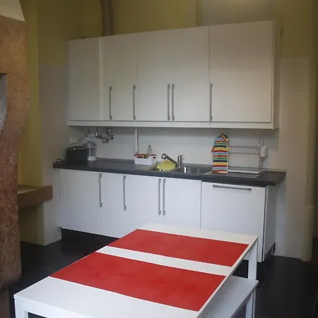 Albergue 402 *