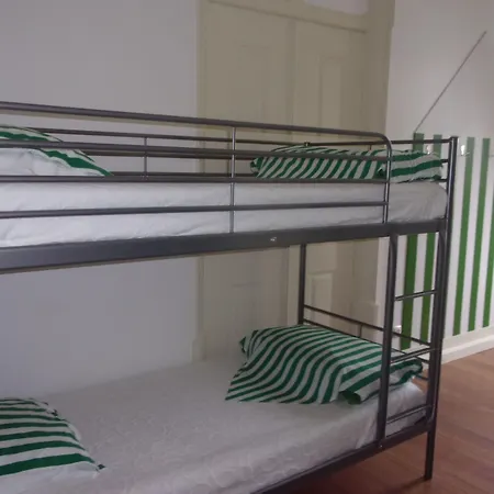 Hostel 402