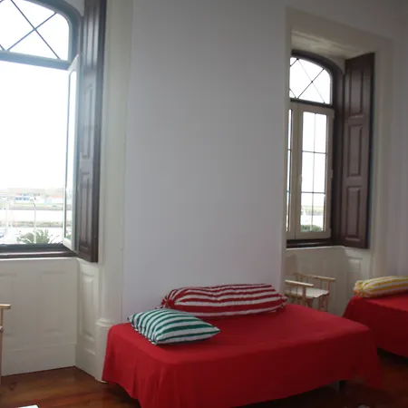 402 Albergue *