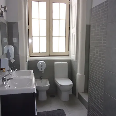 402 * Figueira da Foz